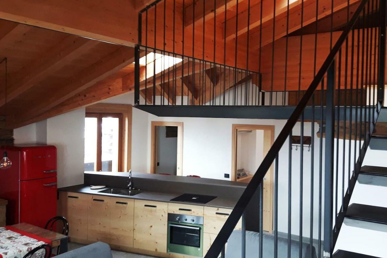 Pista Stelvio Loft Lumiere Apartamento Bormio Exterior foto