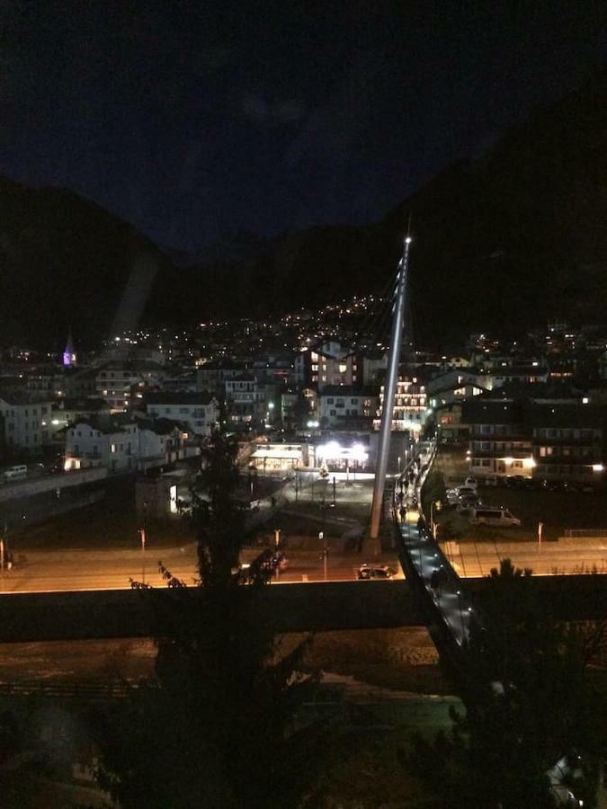 Pista Stelvio Loft Lumiere Apartamento Bormio Exterior foto
